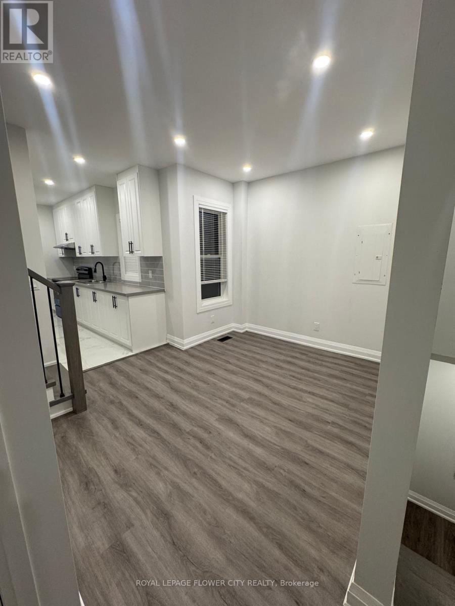 #UPPER - 414 PERTH AVENUE, toronto (dovercourt-wallace emerson-junction), Ontario
