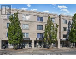 958 THE QUEENSWAY, Toronto, Ontario
