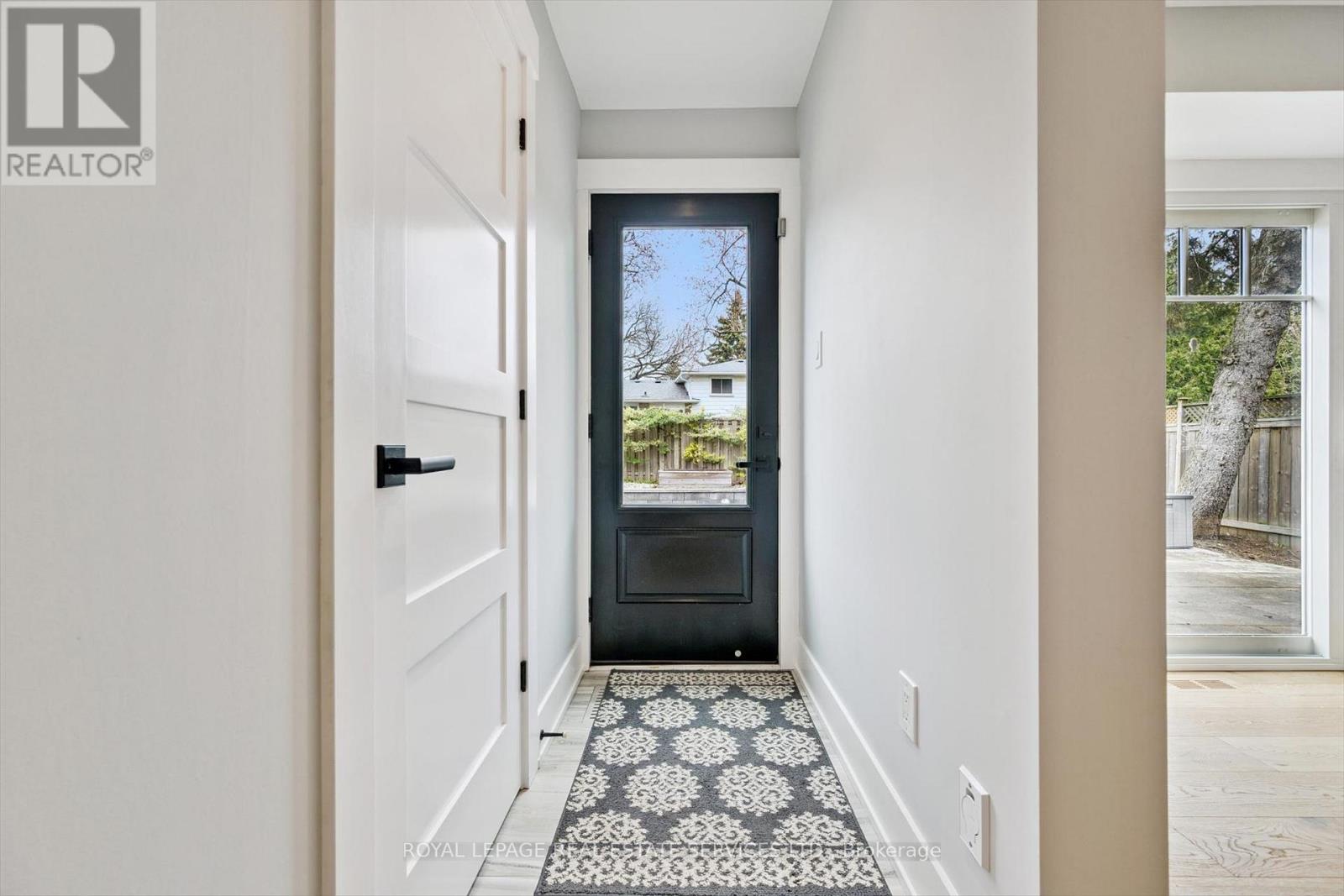 269 Sunray Road, Oakville (Br Bronte), Ontario  L6L 3R7 - Photo 19 - W14102272