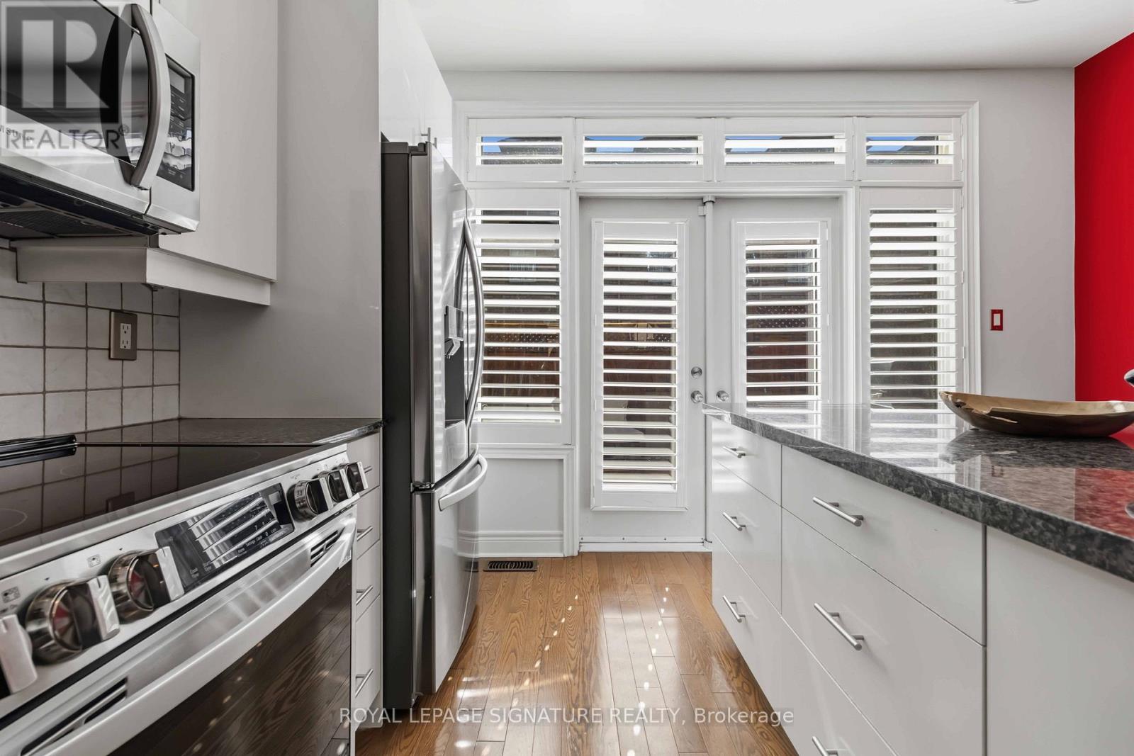 31 Furrow Lane, Toronto (Islington-City Centre West), Ontario  M8Z 0A2 - Photo 20 - W14102274