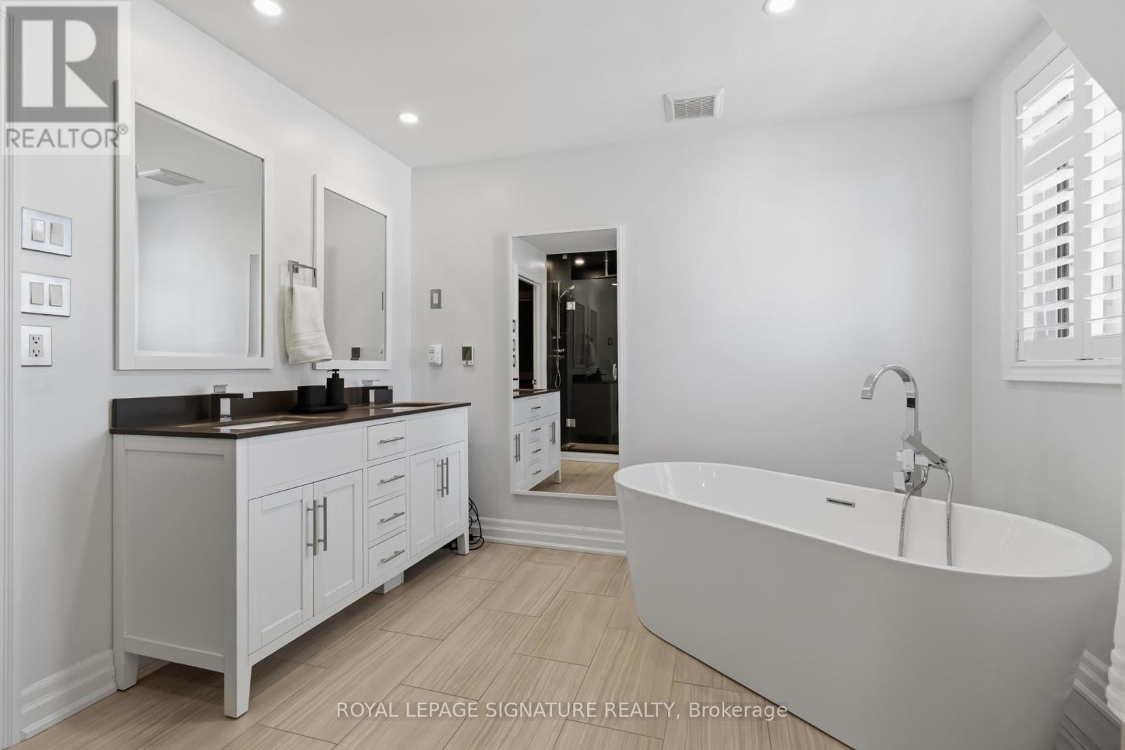 31 Furrow Lane, Toronto (Islington-City Centre West), Ontario  M8Z 0A2 - Photo 36 - W14102274