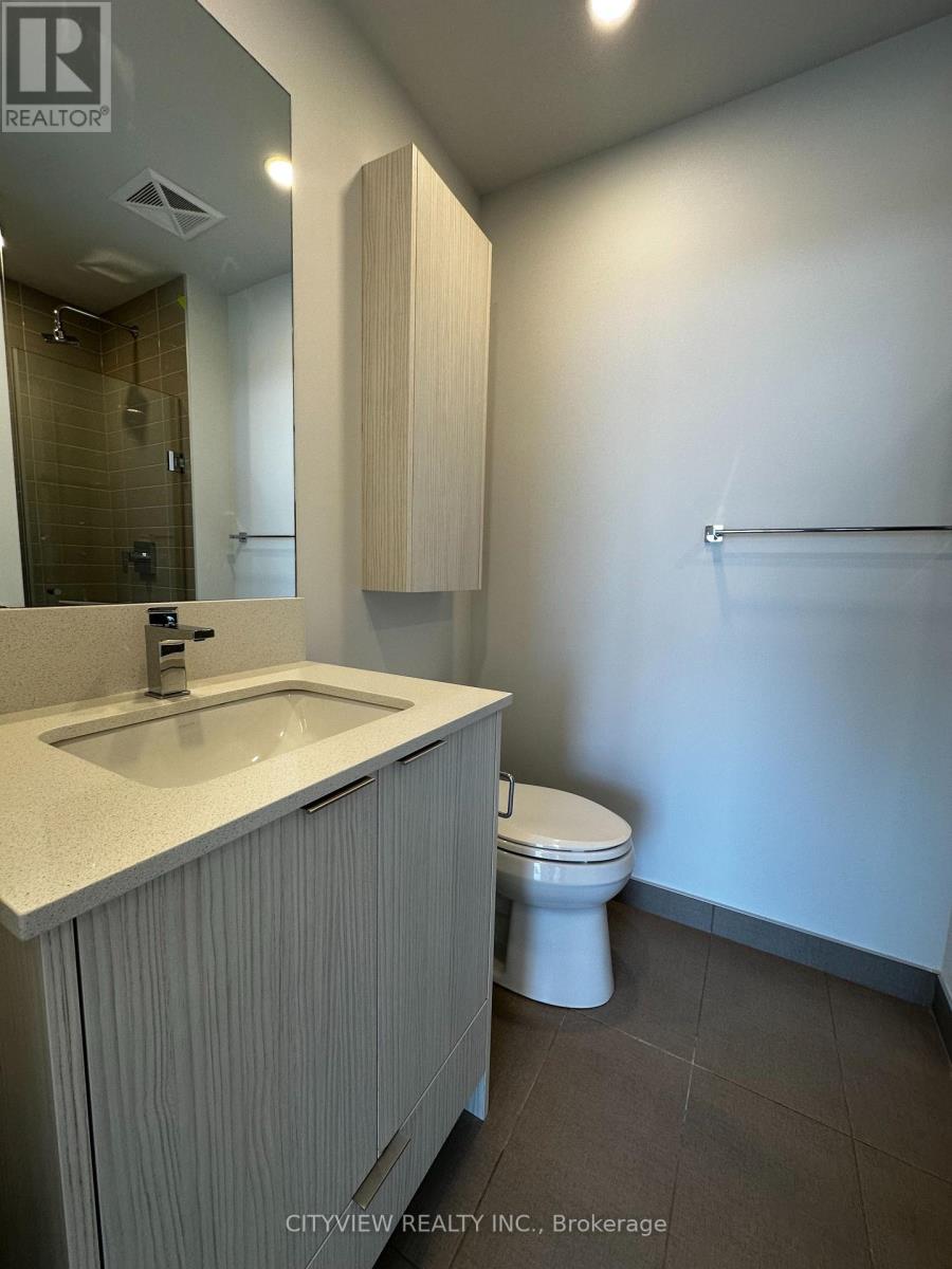 2411 - 430 Square One Drive, Mississauga, Ontario  L5B 0L6 - Photo 10 - W14102276
