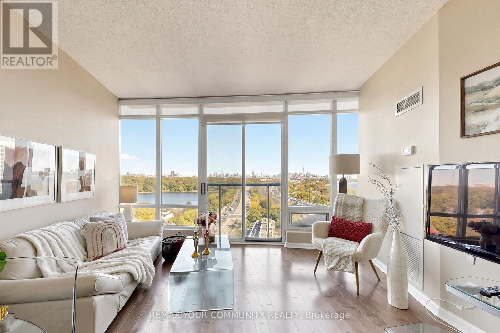 1506 - 15 Windermere Avenue, Toronto (High Park-Swansea), Ontario  M6S 5A2 - Photo 11 - W14102284