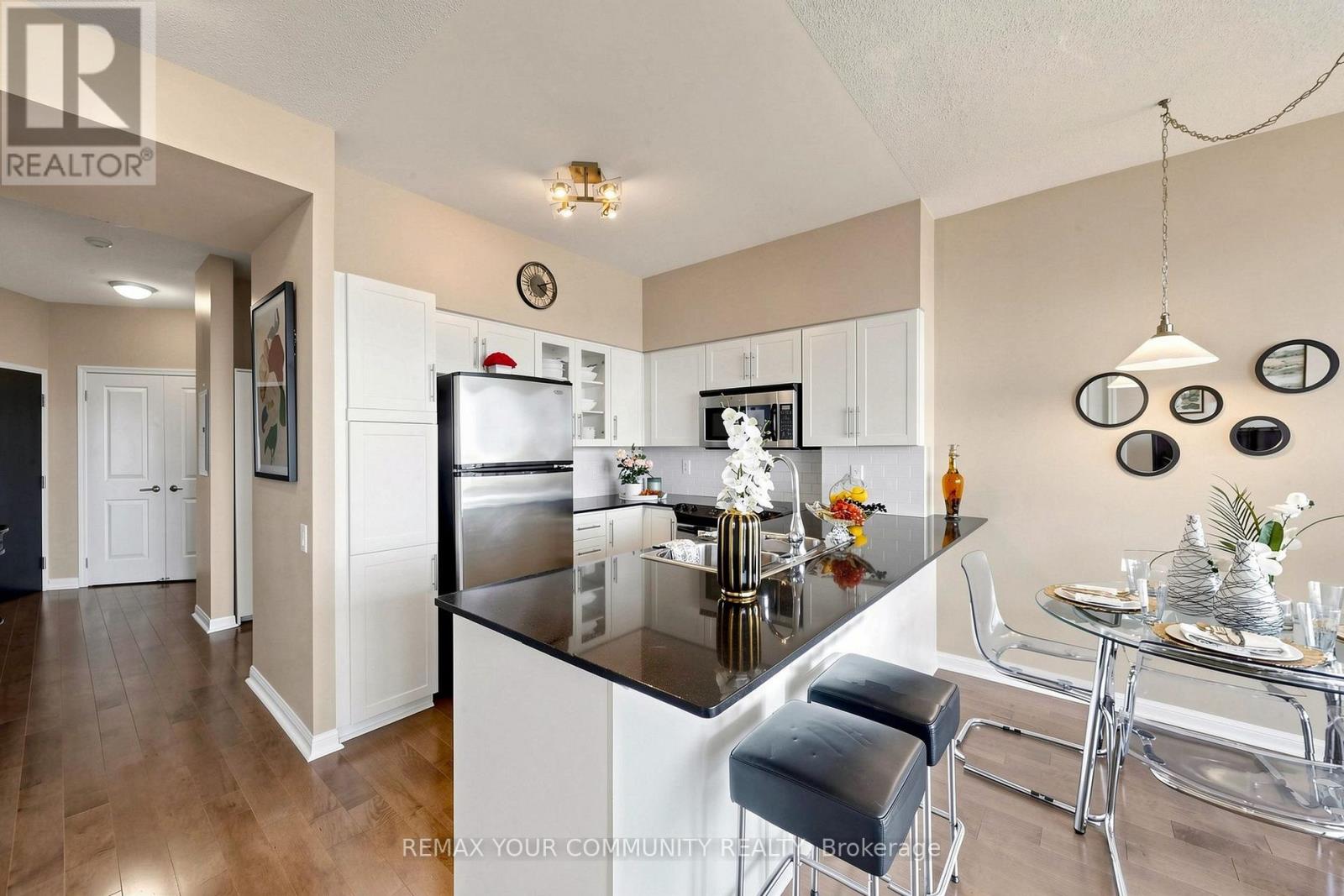 1506 - 15 Windermere Avenue, Toronto (High Park-Swansea), Ontario  M6S 5A2 - Photo 17 - W14102284