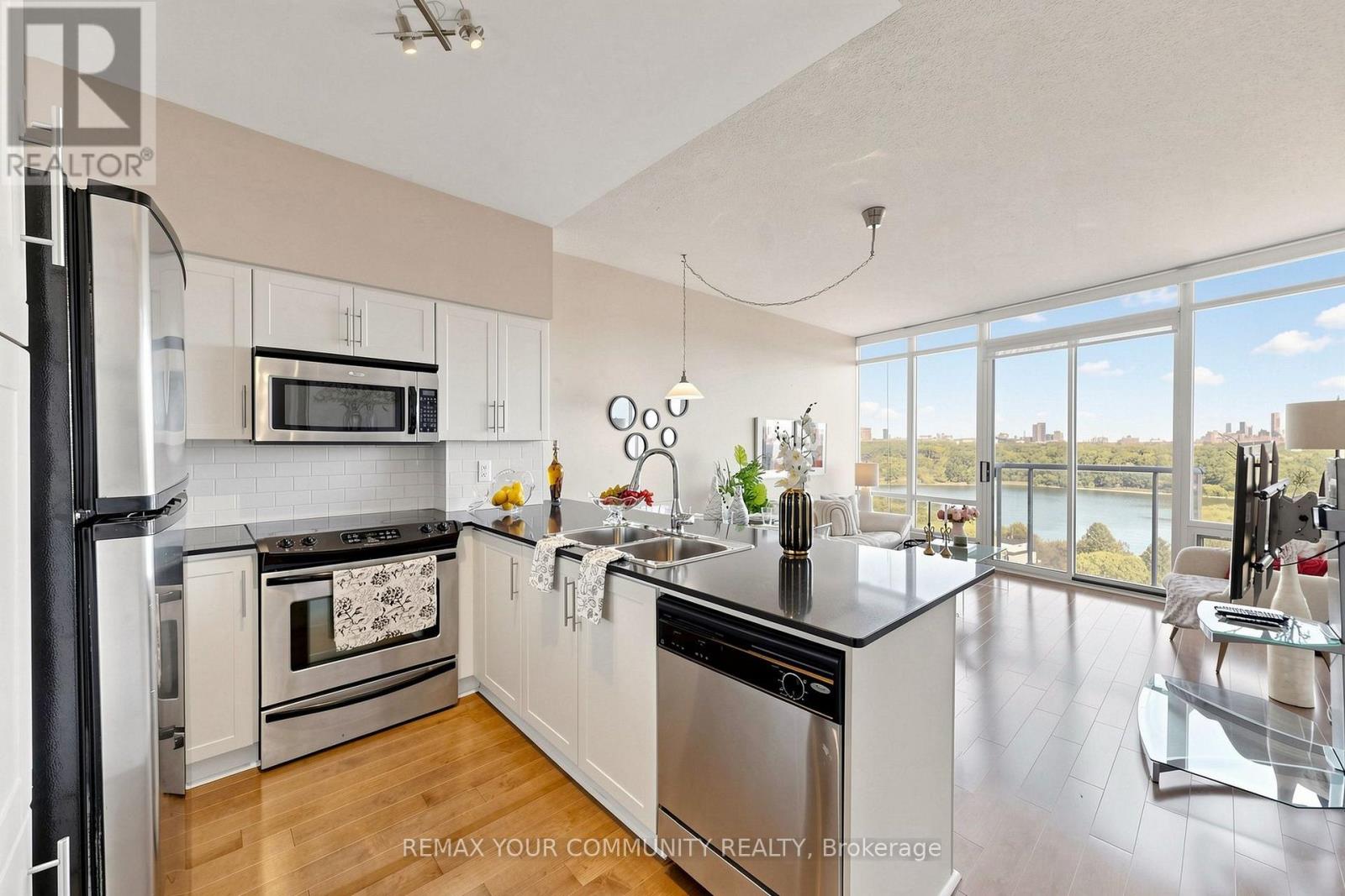 1506 - 15 Windermere Avenue, Toronto (High Park-Swansea), Ontario  M6S 5A2 - Photo 18 - W14102284