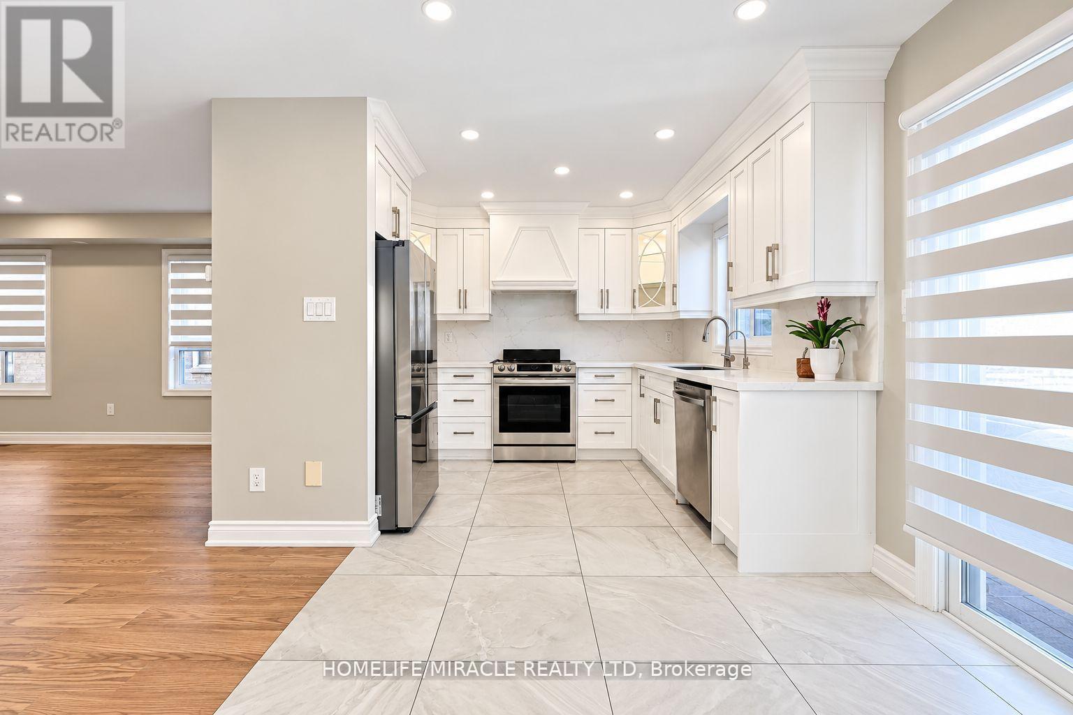 7683 Doverwood Drive, Mississauga, Ontario  L5N 8J1 - Photo 14 - W14102306