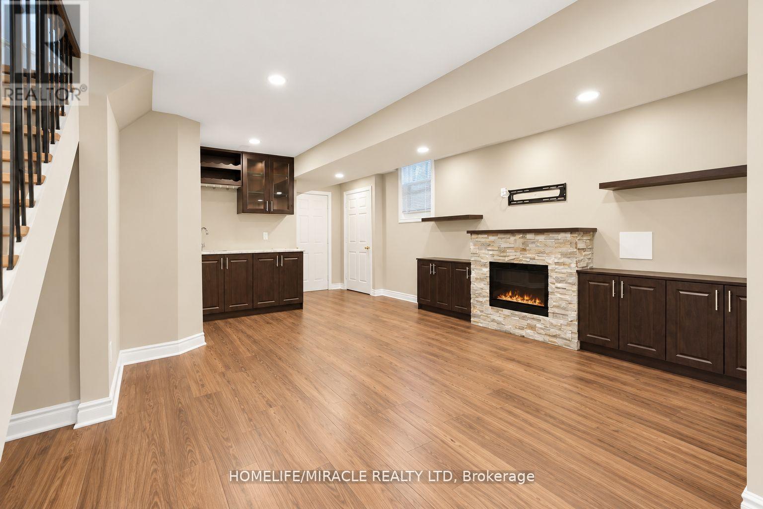 7683 Doverwood Drive, Mississauga, Ontario  L5N 8J1 - Photo 36 - W14102306
