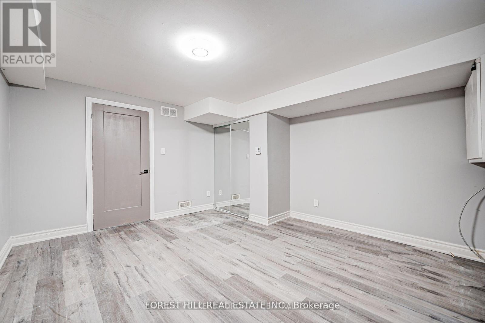 Lower - 39a Lippincott Street E, Toronto (Weston), Ontario  M9N 1B2 - Photo 10 - W14102312