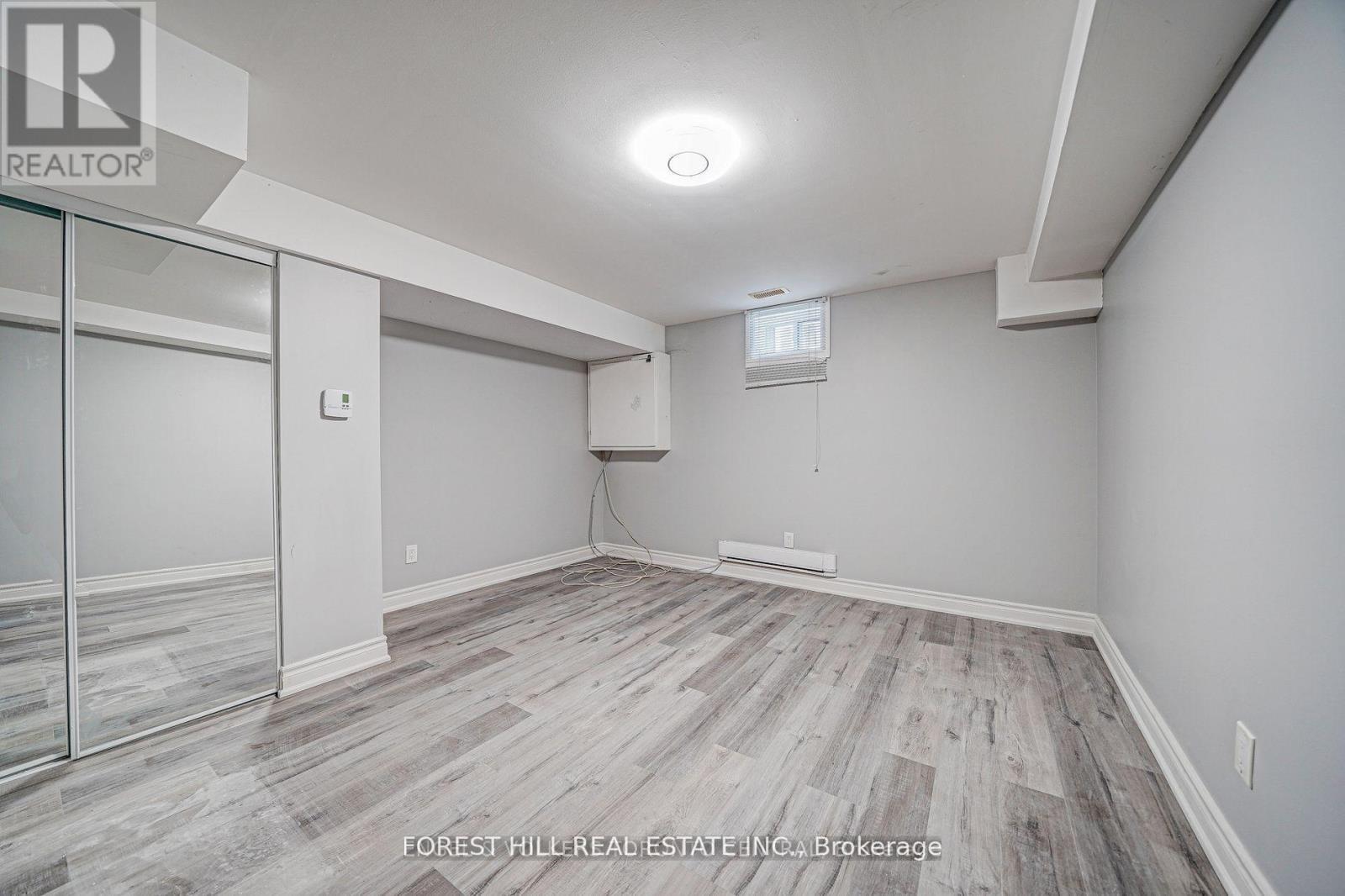 Lower - 39a Lippincott Street E, Toronto (Weston), Ontario  M9N 1B2 - Photo 9 - W14102312