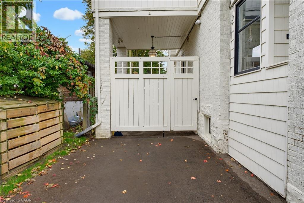 89 Allen Street W, Waterloo, Ontario  N2L 1E5 - Photo 29 - 40873024