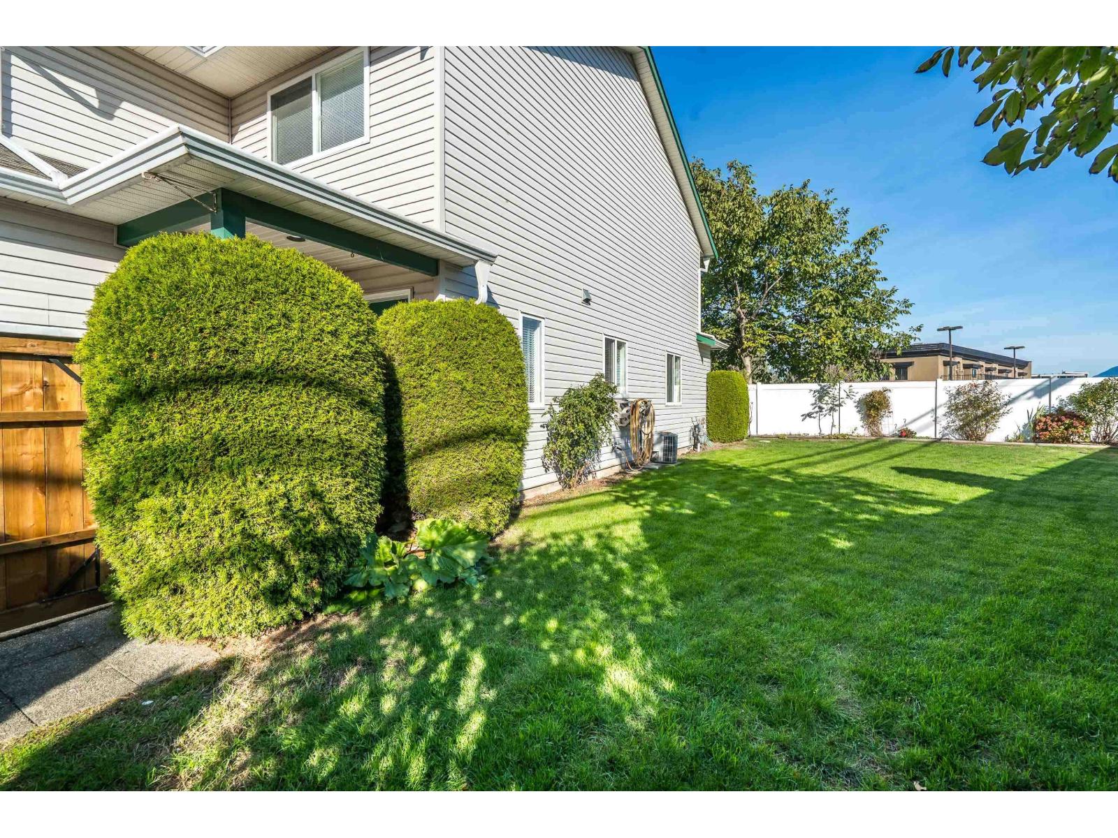 101 5765 VEDDER ROAD|Garrison Crossing