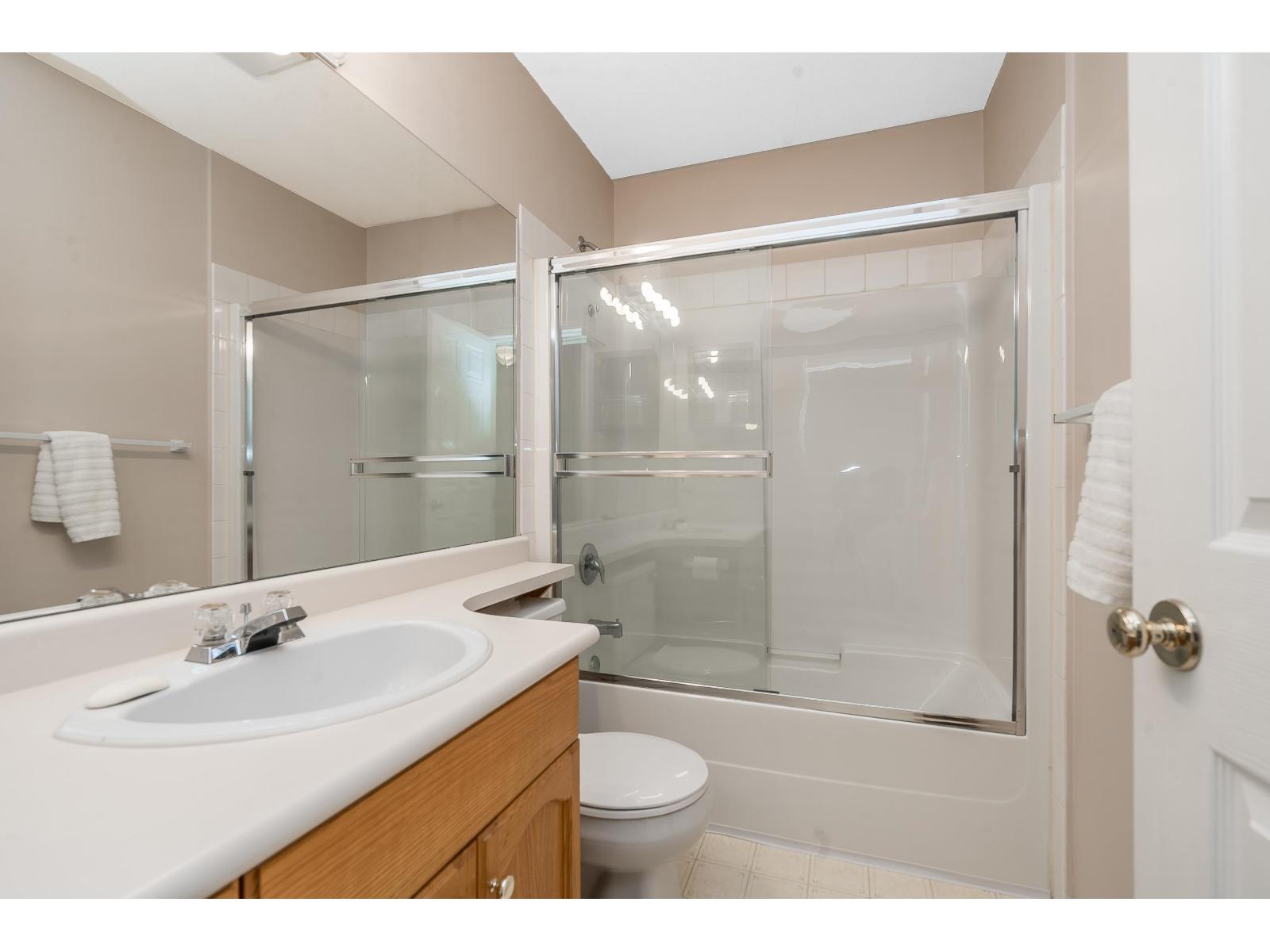 101 5765 VEDDER ROAD|Garrison Crossing