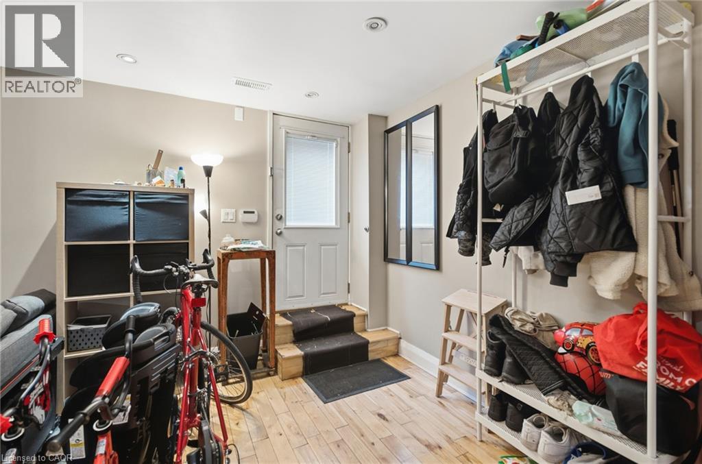 139 Euclid Avenue, Toronto, Ontario  M6J 2J8 - Photo 19 - 40871616
