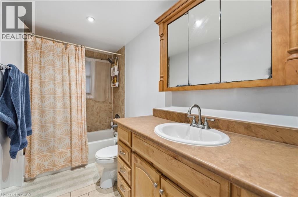 139 Euclid Avenue, Toronto, Ontario  M6J 2J8 - Photo 18 - 40871616
