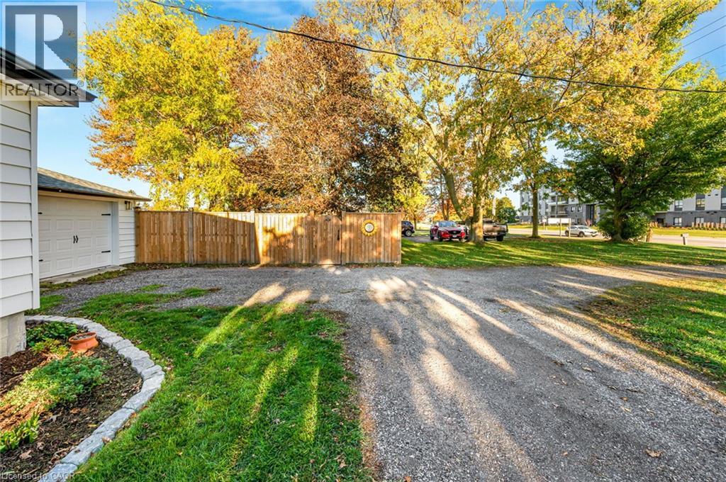 33305 Richmond Street, Lucan, Ontario  N0M 2J0 - Photo 7 - 40872781