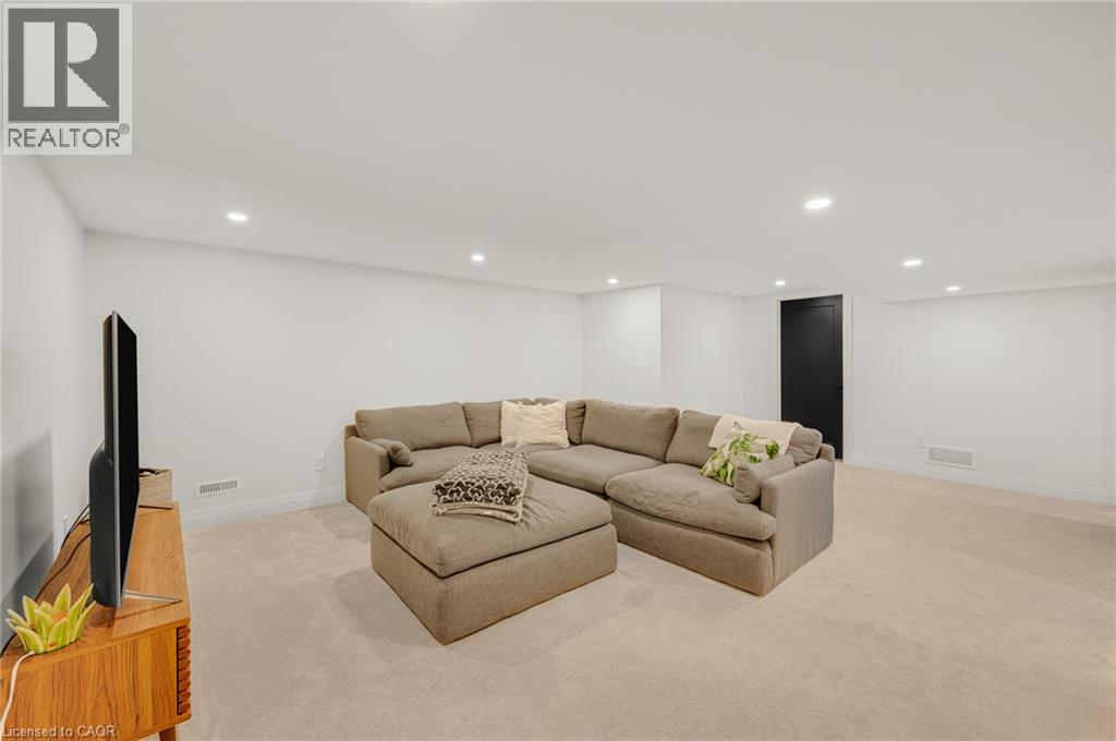 33305 Richmond Street, Lucan, Ontario  N0M 2J0 - Photo 34 - 40872781