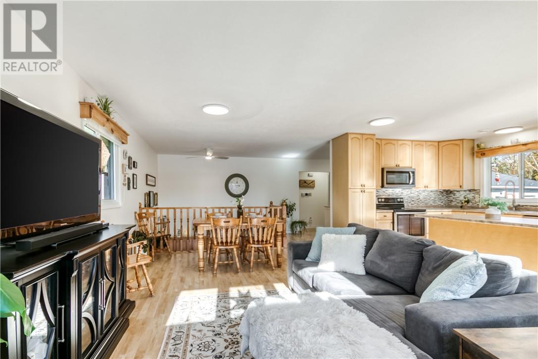 67 Burr Oak Drive, Naughton, Ontario  P0M 2M0 - Photo 10 - 2131030