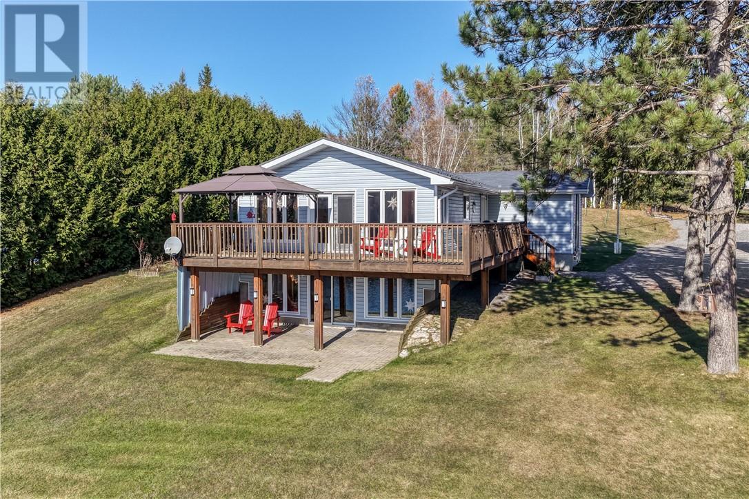 67 Burr Oak Drive, Naughton, Ontario