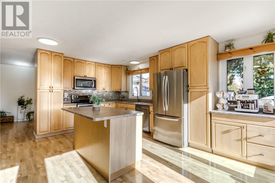 67 Burr Oak Drive, Naughton, Ontario  P0M 2M0 - Photo 6 - 2131030