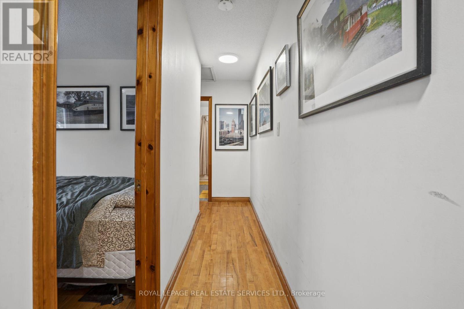 3 Harshaw Avenue, Toronto, Ontario  M6S 1X7 - Photo 37 - W14093974