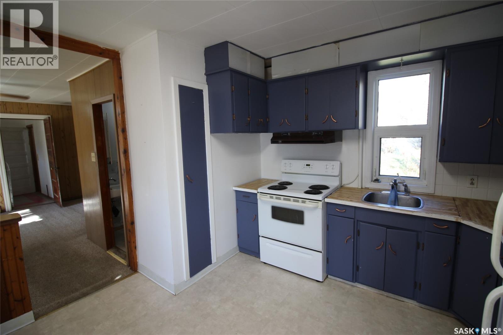 204 1st Street E, Climax, Saskatchewan  S0N 0N0 - Photo 6 - SK051627