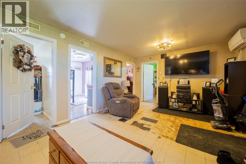 3331 Kemp Line, Tilbury, Ontario  N0P 2L0 - Photo 9 - 26025800