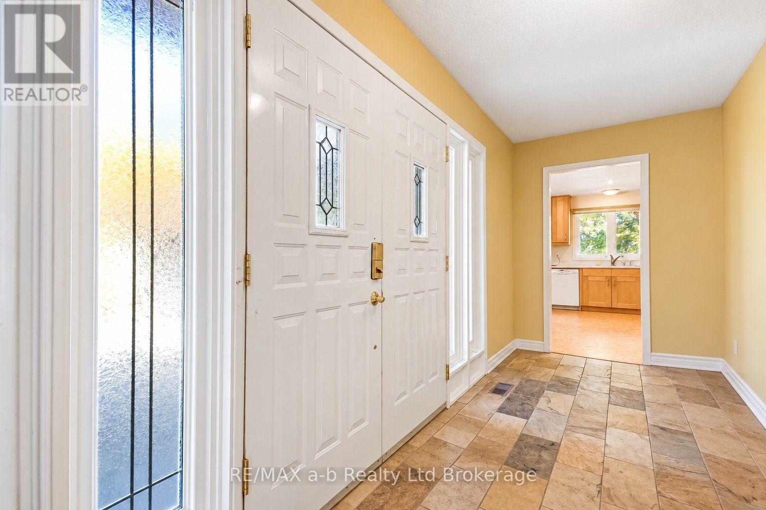 36067 Third Line, Southwold, Ontario  N0L 2G0 - Photo 13 - X14098206