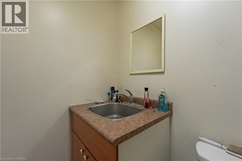 23 Kenyon Street Unit# 4&5, Brantford, Ontario  N3S 7R7 - Photo 20 - 40869511