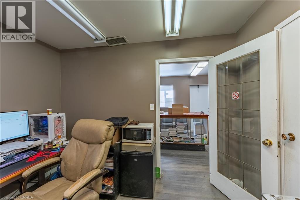 23 Kenyon Street Unit# 4&5, Brantford, Ontario  N3S 7R7 - Photo 6 - 40869511