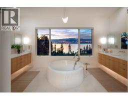 4840 Lakeshore Road, Kelowna, British Columbia V1W 4H6 - Photo 31 - 10399345