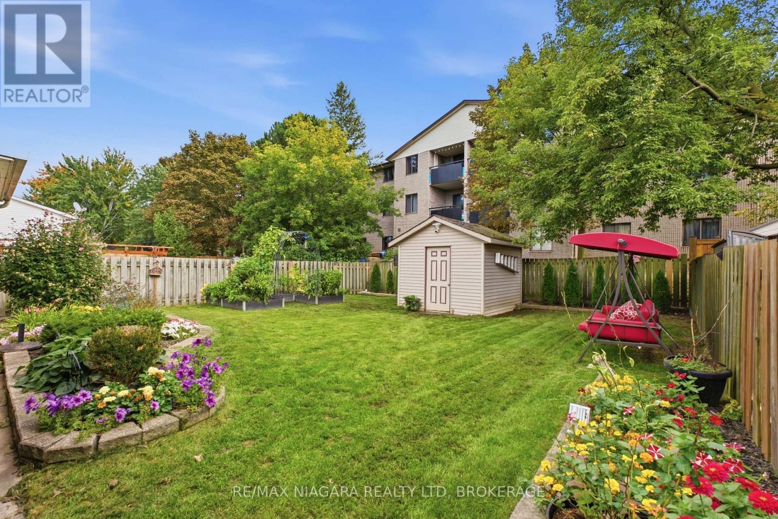 106 St. Augustine Drive, St. Catharines (Secord Woods), Ontario  L2P 3W9 - Photo 32 - X14102546