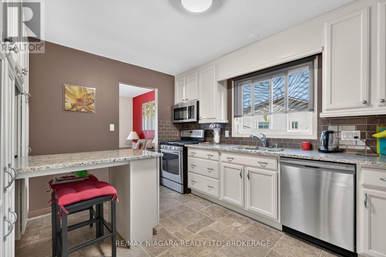 8230 Lexington Court, Niagara Falls, Ontario  L2H 1W4 - Photo 15 - X14102636
