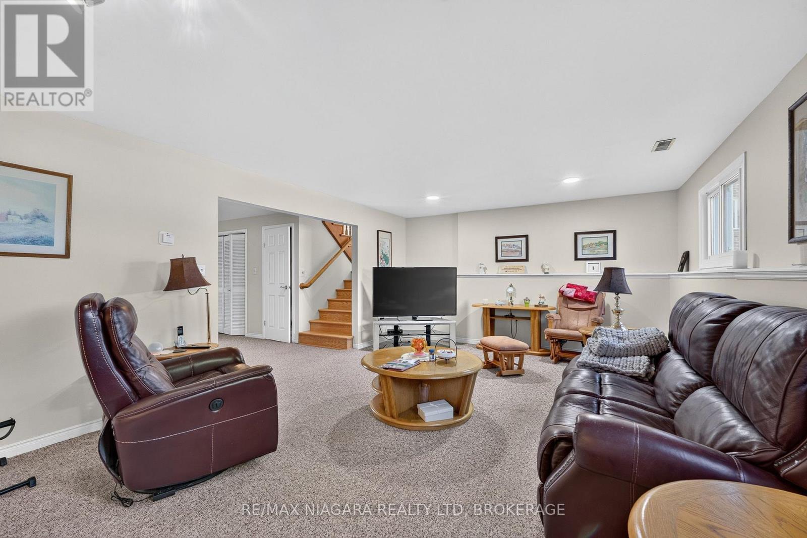 8230 Lexington Court, Niagara Falls, Ontario  L2H 1W4 - Photo 27 - X14102636