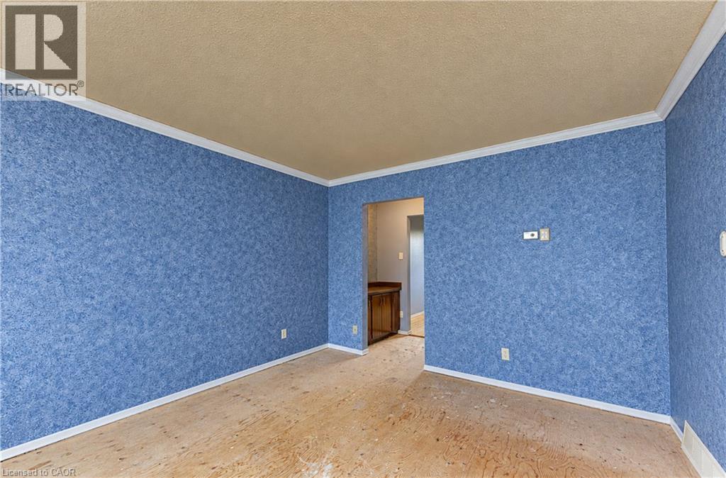 62 The Country Way, Kitchener, Ontario  N2E 2K8 - Photo 7 - 40870672