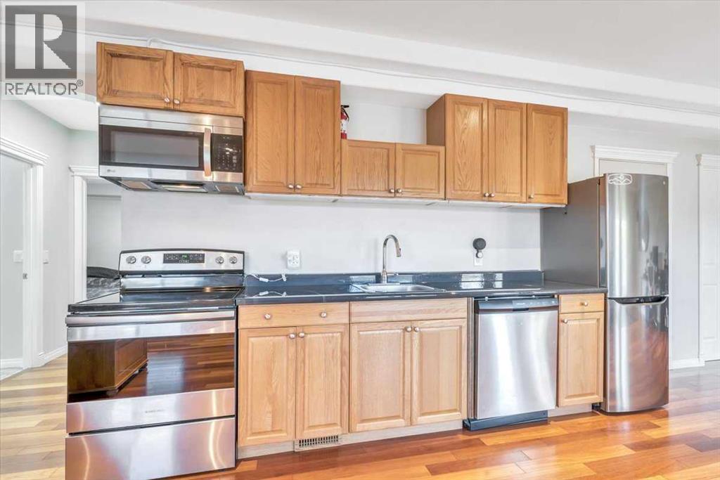 124 West Creek Glen
