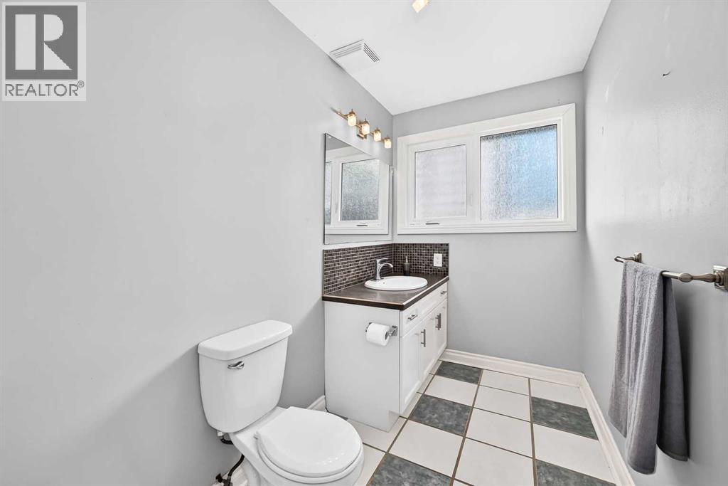 7312 36 Avenue NW, Calgary, Alberta  T3B 1T8 - Photo 34 - A2353417
