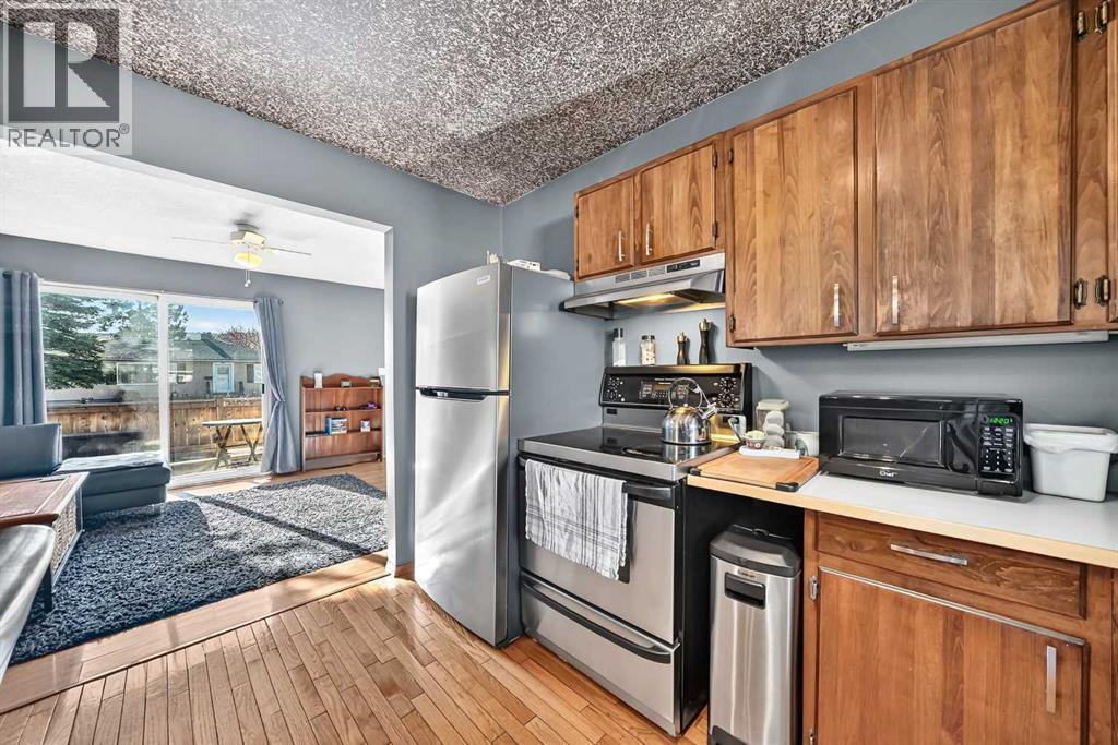 7312 36 Avenue NW, Calgary, Alberta  T3B 1T8 - Photo 7 - A2353417