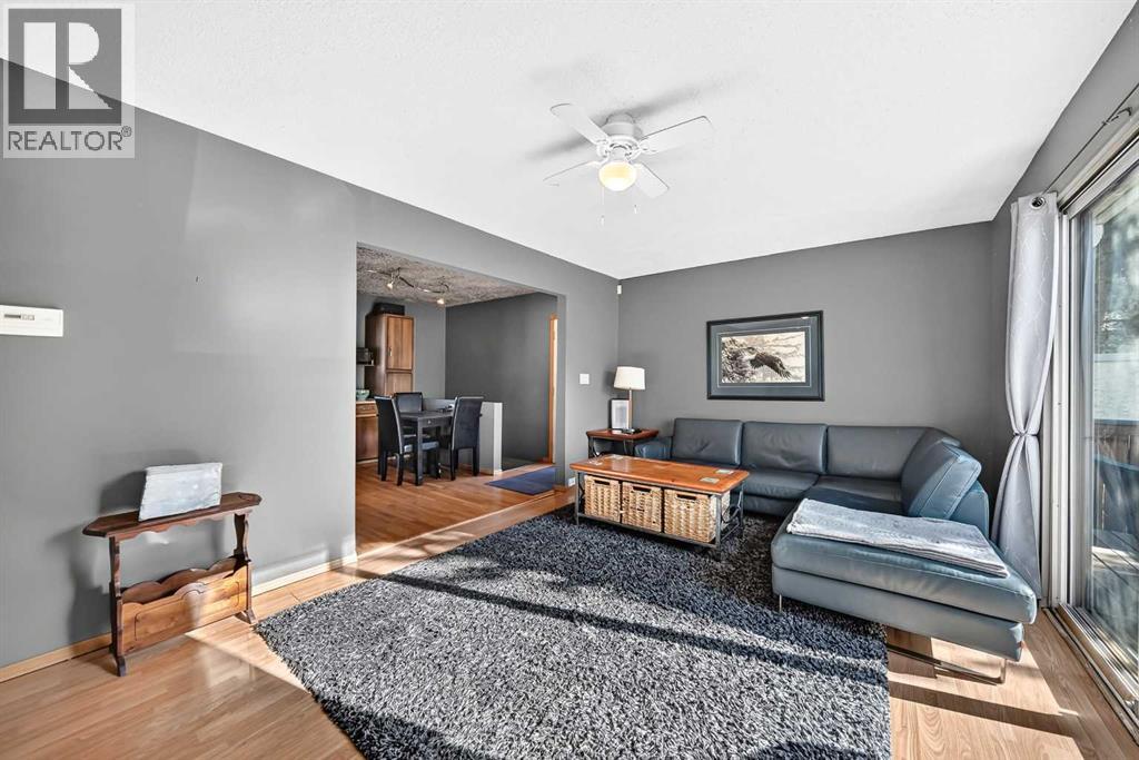 7312 36 Avenue NW, Calgary, Alberta  T3B 1T8 - Photo 10 - A2353417