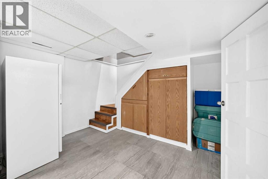 7312 36 Avenue NW, Calgary, Alberta  T3B 1T8 - Photo 14 - A2353417