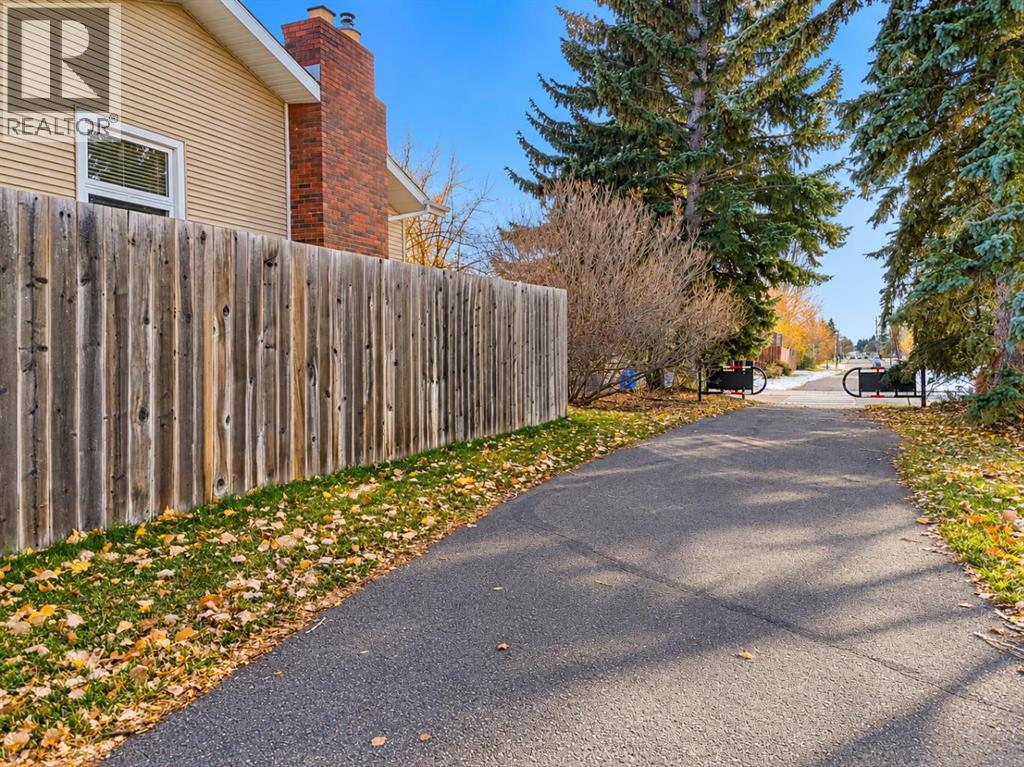 102 Welton Crescent, Red Deer, Alberta  T4N 6B3 - Photo 34 - A2353802
