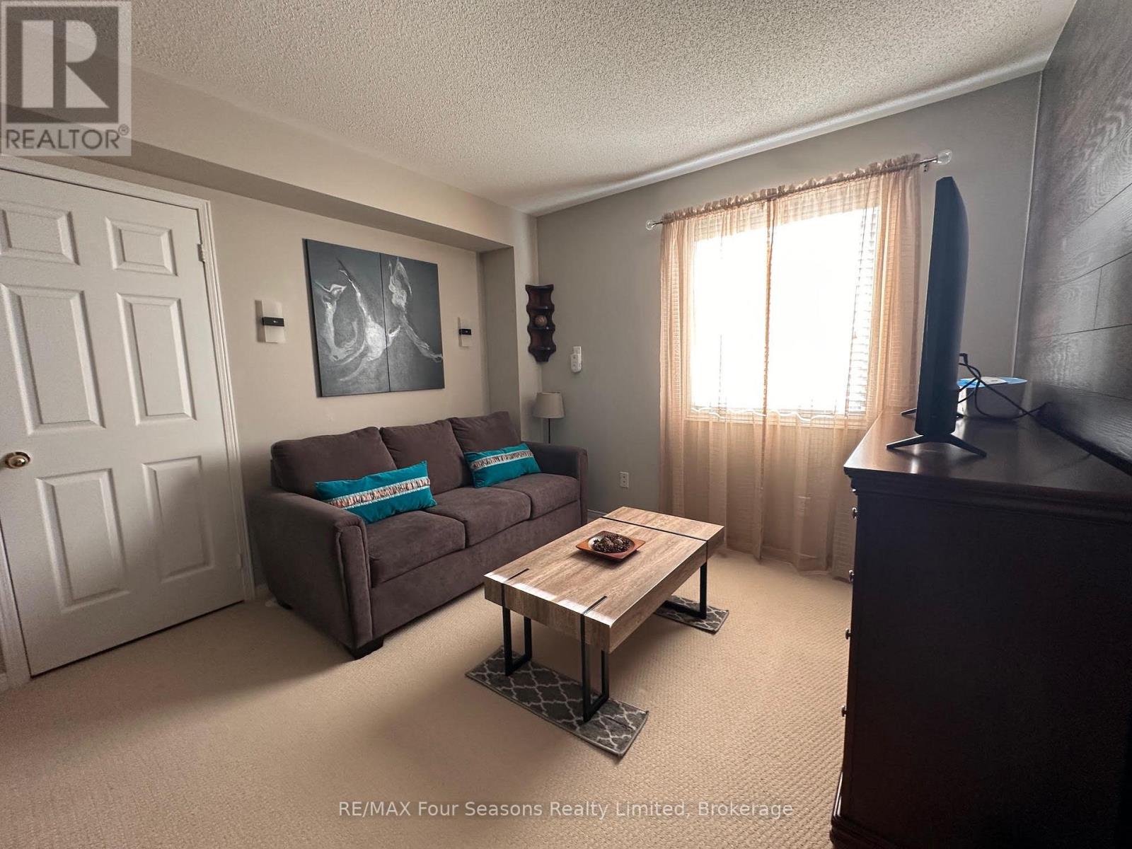 41 Sundial Court, Collingwood, Ontario  L9Y 5E5 - Photo 10 - S14102328