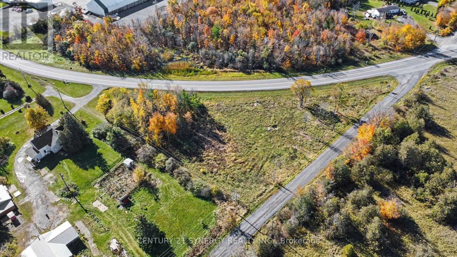 1512 Finch Cambridge Boundary Road, North Stormont, Ontario  K0A 1R0 - Photo 2 - X14088064