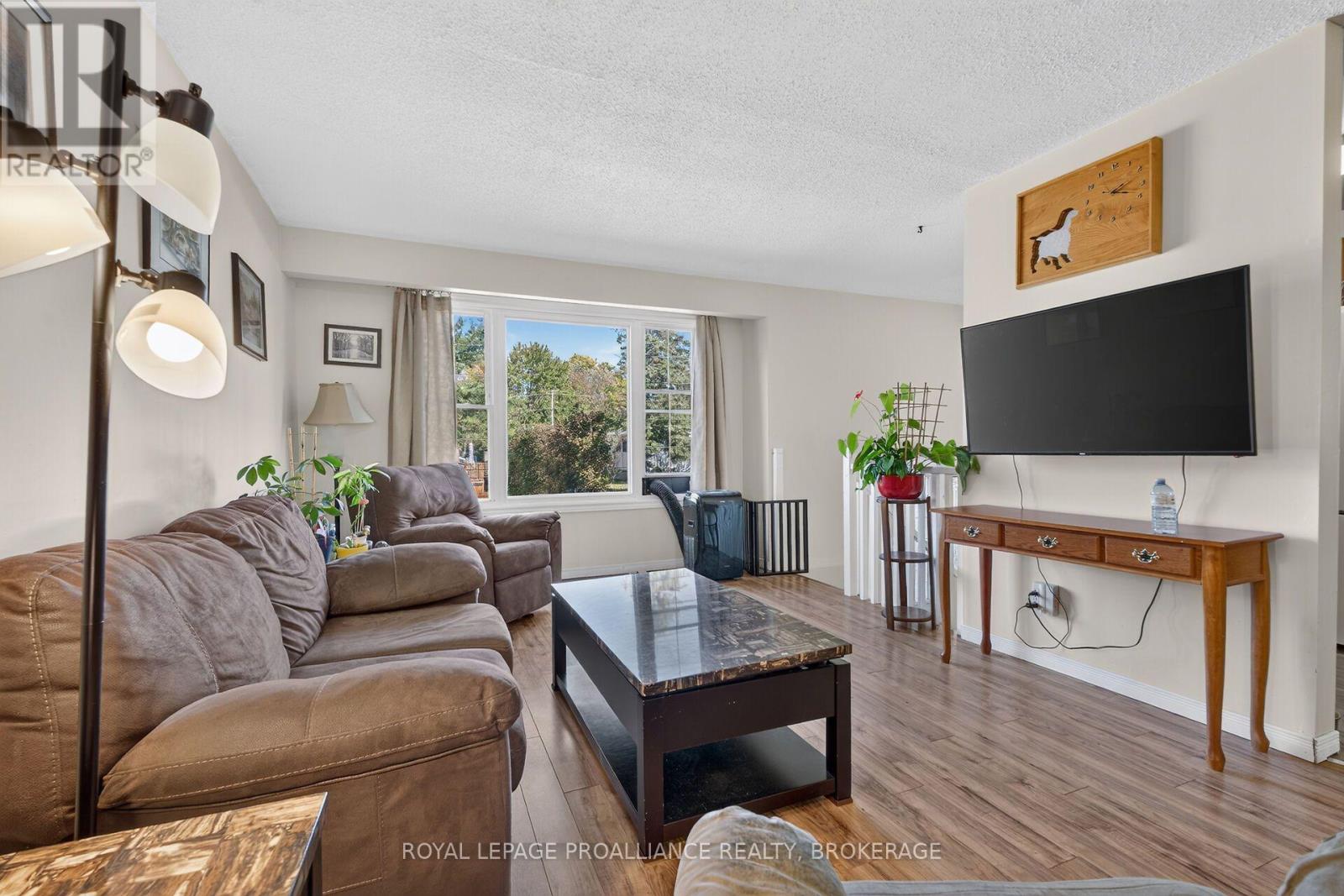 464 Henrietta Street, Gananoque, Ontario  K7G 1X7 - Photo 5 - X14102410