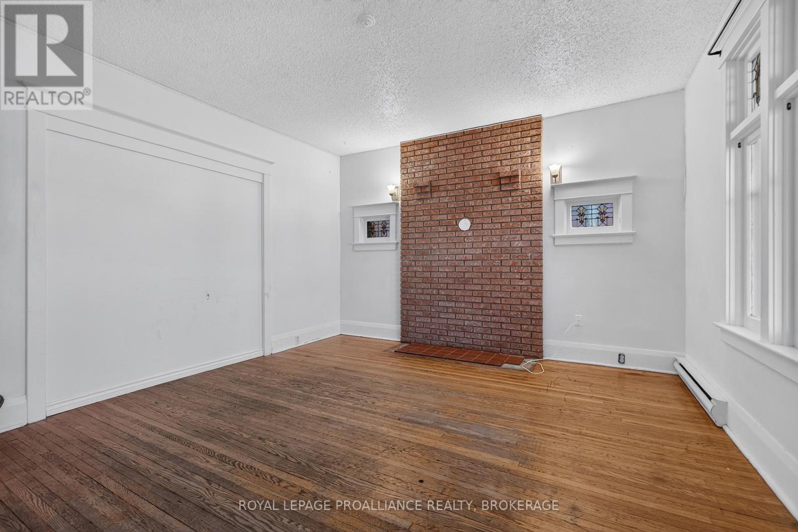 558 Brock Street, Kingston, Ontario  K7L 1V2 - Photo 8 - X14102600