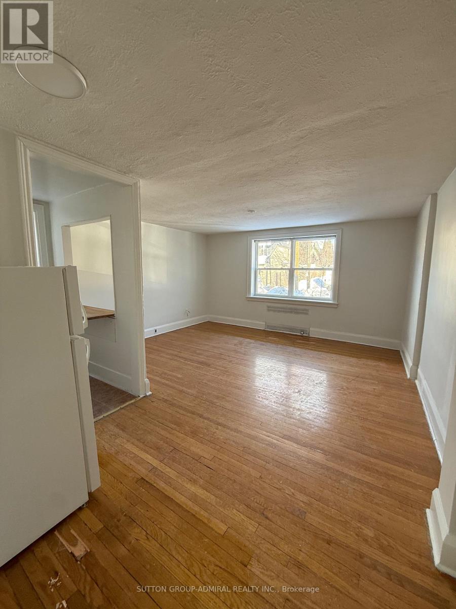 6 - 464 Spadina Road, Toronto, Ontario  M5P 2W4 - Photo 3 - C14102338