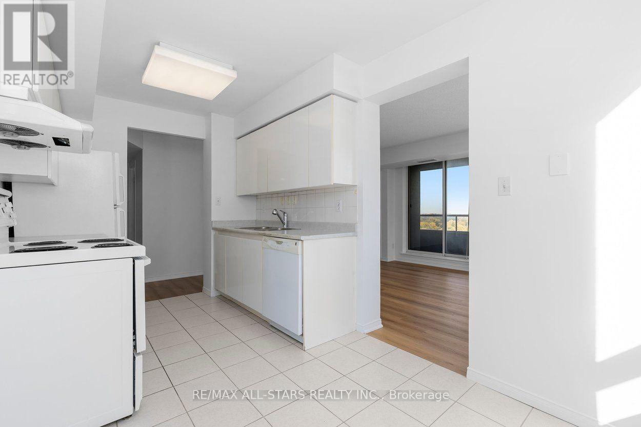 1505 - 18 Hillcrest Avenue, Toronto, Ontario  M2N 6T5 - Photo 17 - C14102352