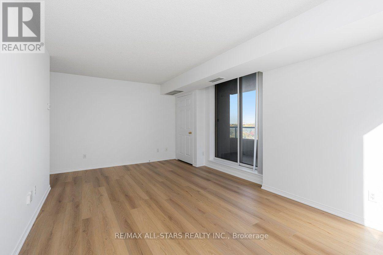 1505 - 18 Hillcrest Avenue, Toronto, Ontario  M2N 6T5 - Photo 6 - C14102352