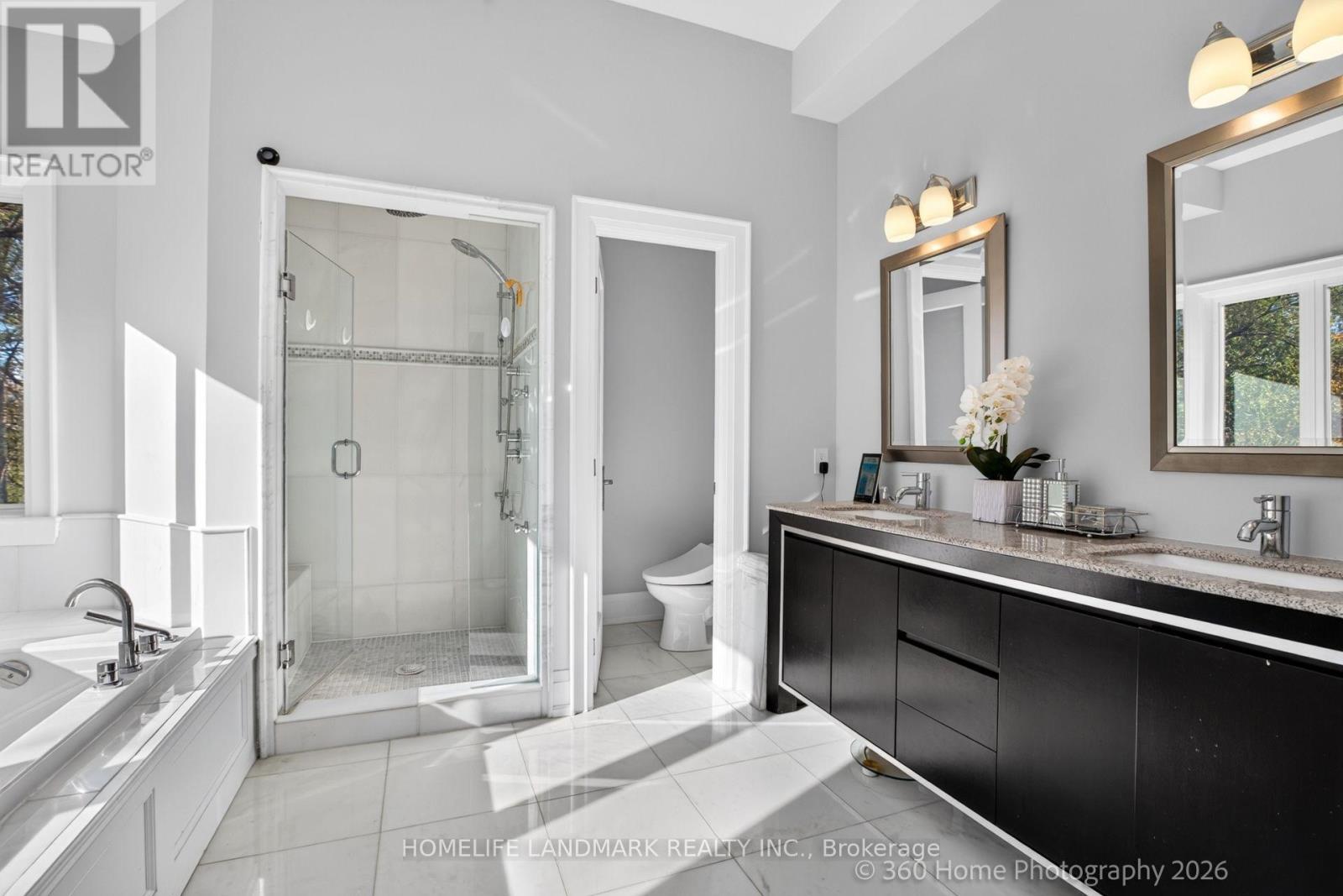 83 Stormont Avenue, Toronto, Ontario  M5N 2C3 - Photo 19 - C14102384