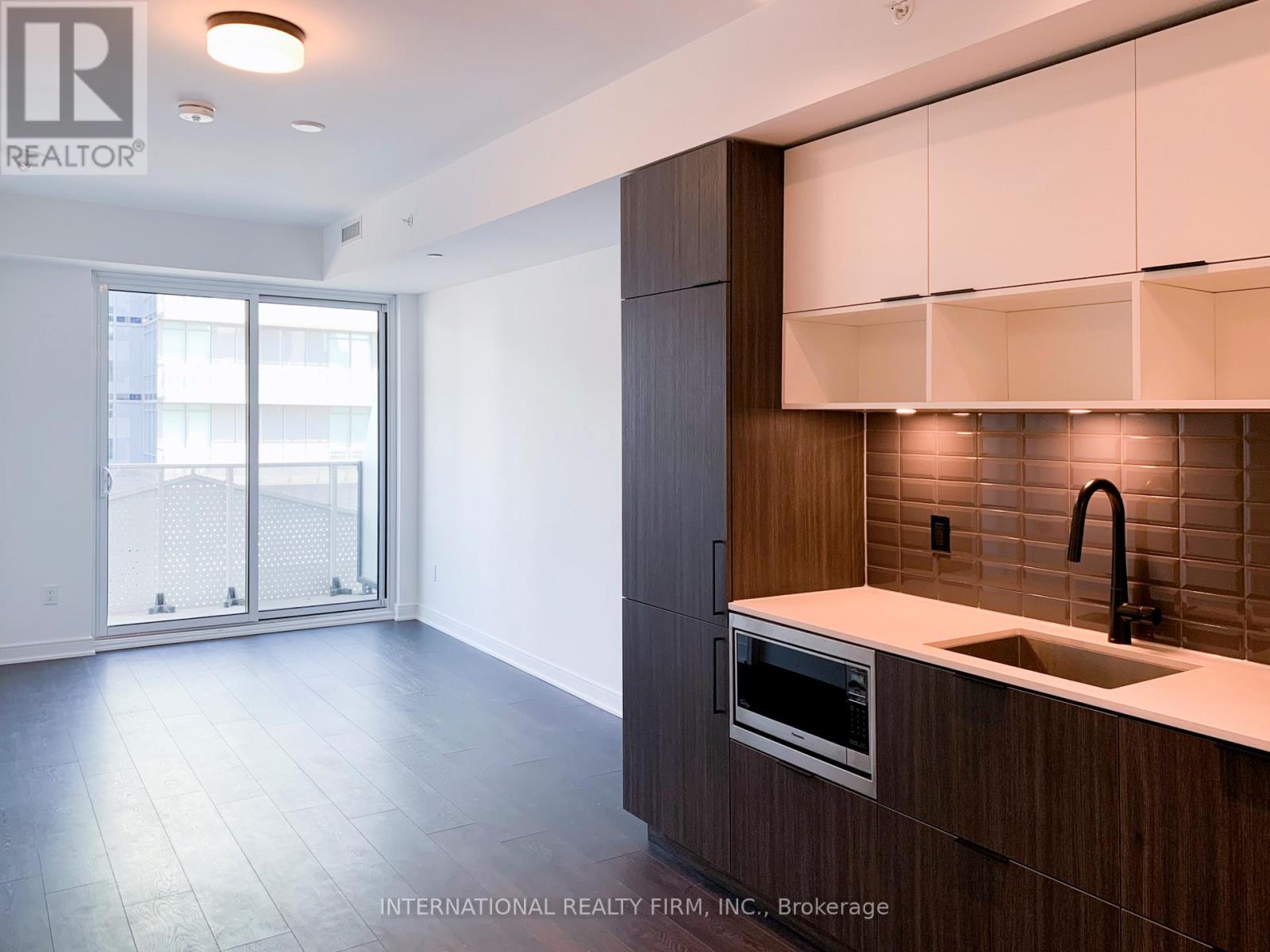 802 - 60 Tannery Road, Toronto, Ontario  M5A 0S8 - Photo 4 - C14102446