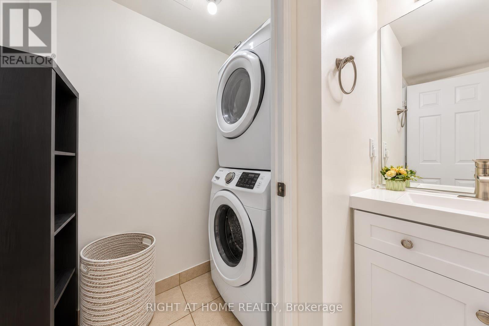 2022 - 35 Hollywood Avenue, Toronto, Ontario  M2N 0A9 - Photo 23 - C14102474